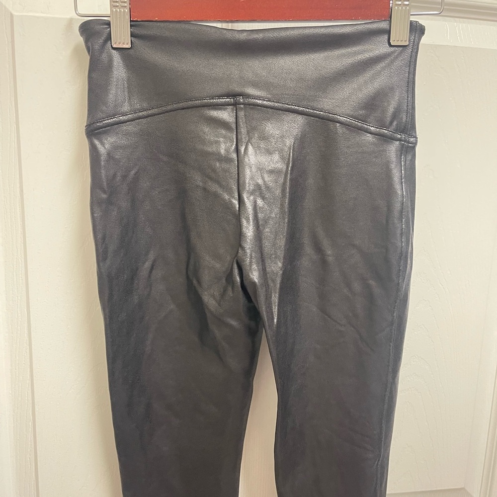 NWT Spanx Faux Leather Leggings - Picture 8 of 11